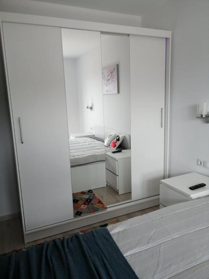 Belcara Apartment Буштени Экстерьер фото