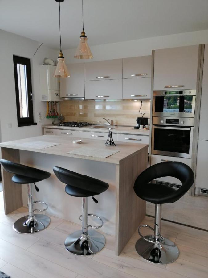Belcara Apartment Буштени Экстерьер фото