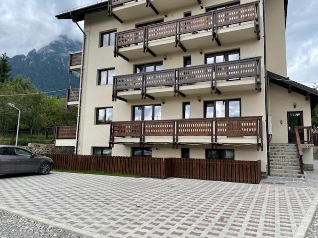 Belcara Apartment Буштени Экстерьер фото